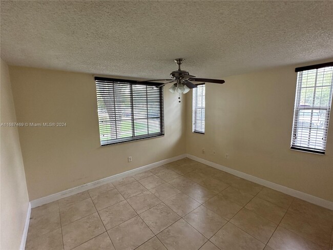 Photo - 4580 NW 107th Ave Condominio Unidad 108