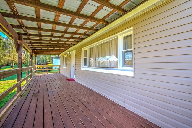 Photo - 2018 Tooles Bend Rd