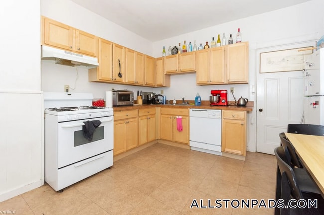 Photo - 16 Ashford St