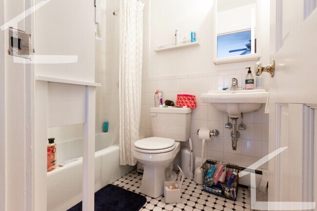 Photo - 17 Keswick St Unit 9