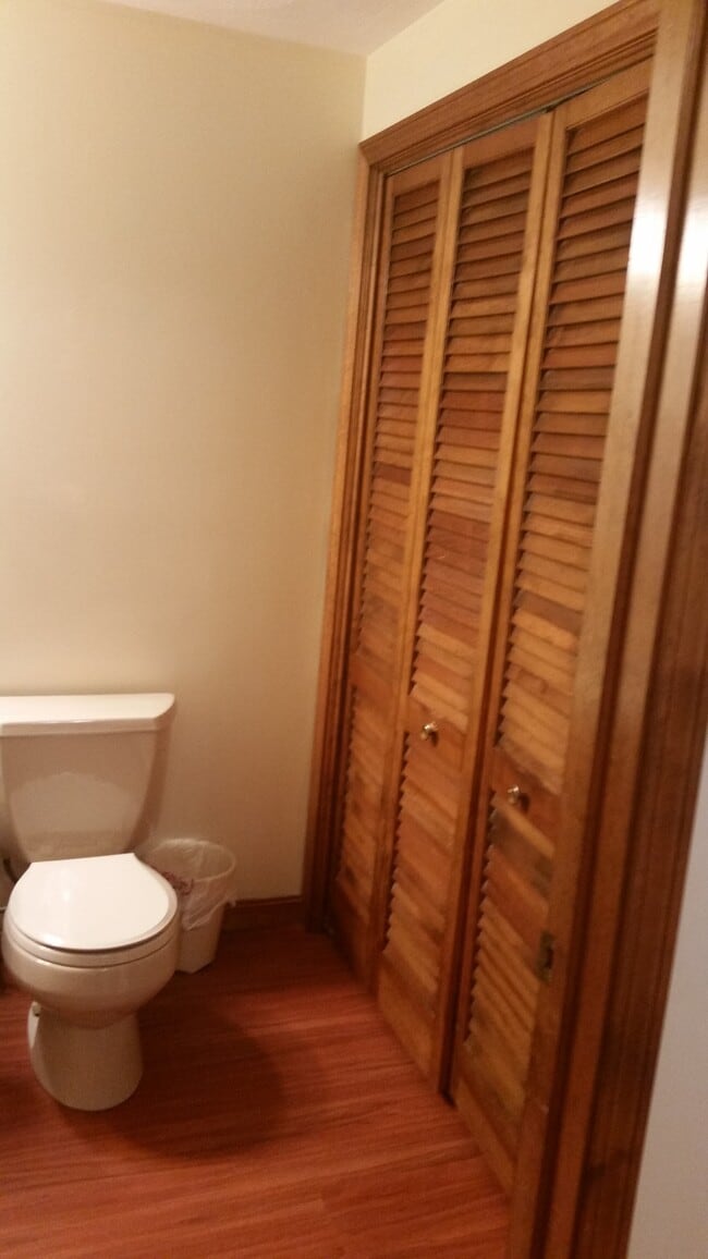 Photo - 720 Wellman Ave