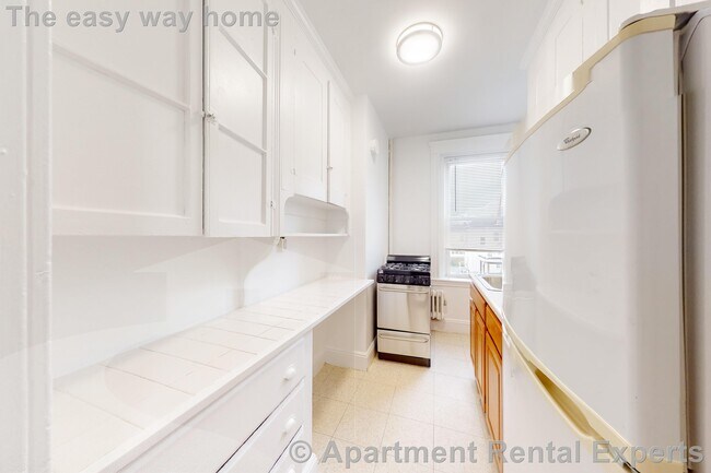 Photo - 170 Maple St Unit #207