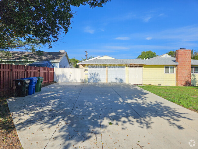 Building Photo - 17605 Horace St Rental