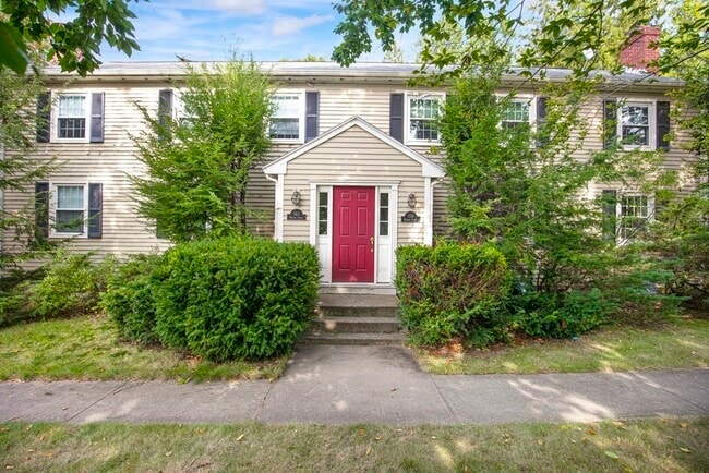 Building Photo - 159 Bedford St