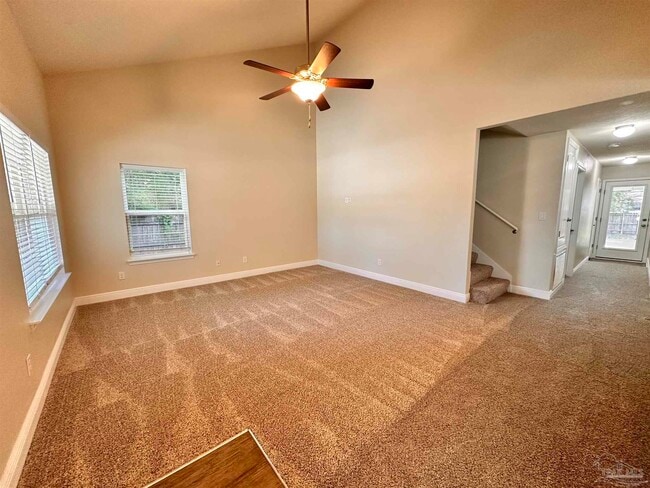 Photo - 13 Elegans Ave