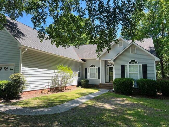 4 Bed | 3 Bath Home with 1st-Floor Primary... - 4 Bed | 3 Bath Home with 1st-Floor Primary...