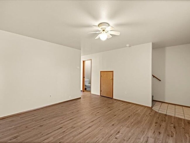 Photo - 400 S Morain St Unidad #7