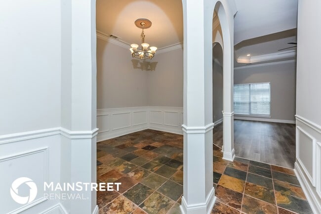 Photo - 1215 Riverford Dr