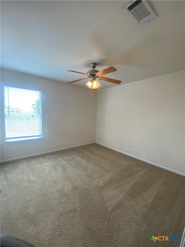 Photo - 6111 Graphite Dr