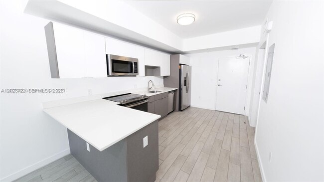Photo - 321 NE 26th St Unidad 616