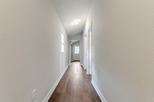 Photo - 427 Pennsylvania St