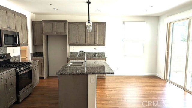 Photo - 7449 Channel View St