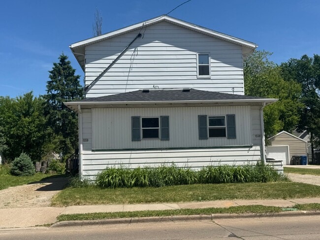 Photo - 548-550 Bowen St. Unit 550 Bowen St.