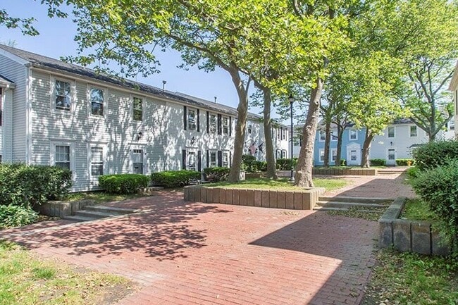Building Photo - Fort Adams at NAVSTA Newport Family Homes