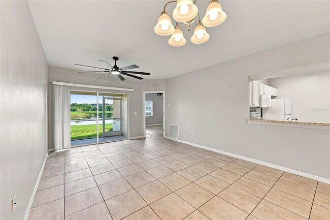 Photo - 6421 Cypressdale Dr Unit 101