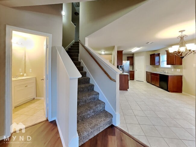 Photo - 2385 Willard Way