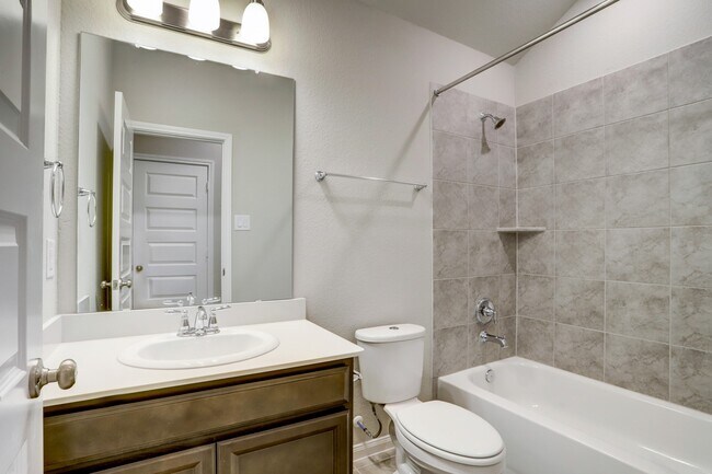 Photo - 2110 Cherryvale Dr