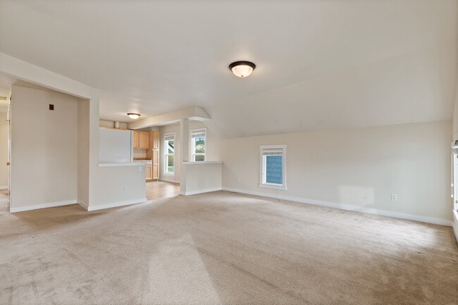 Photo - 904 Ryan Ave Unit #B