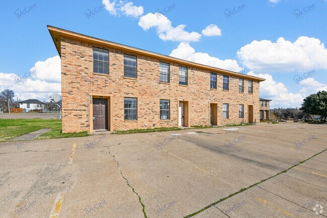 Building Photo - 8108 Foxfire Ln Unit A Rental