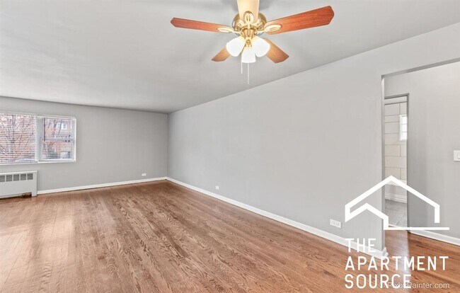 Photo - 7431 N Winchester Ave Unit 103