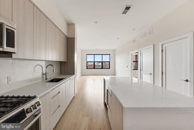 Photo - 701 Swann Ave Unit 508