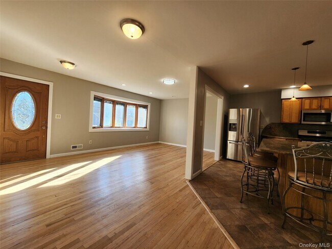 Photo - 373 Ehrhardt Rd