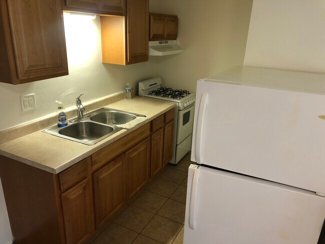 Photo - 11124 Venice Blvd