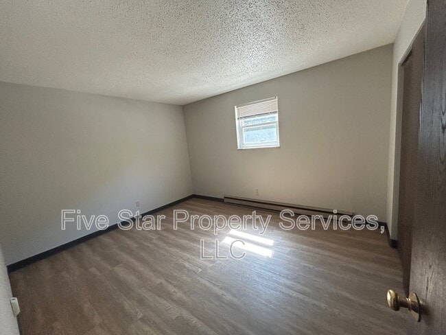 Photo - 2080 W Washington St Unidad 7