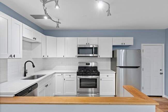 Photo - 2900 N Damen Ave Unit 1F