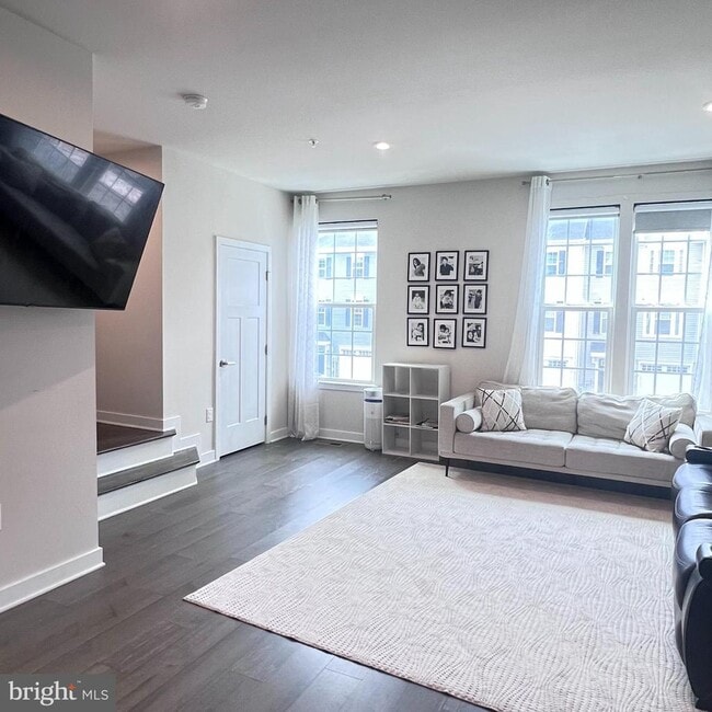 Photo - 18 Hunters Dr