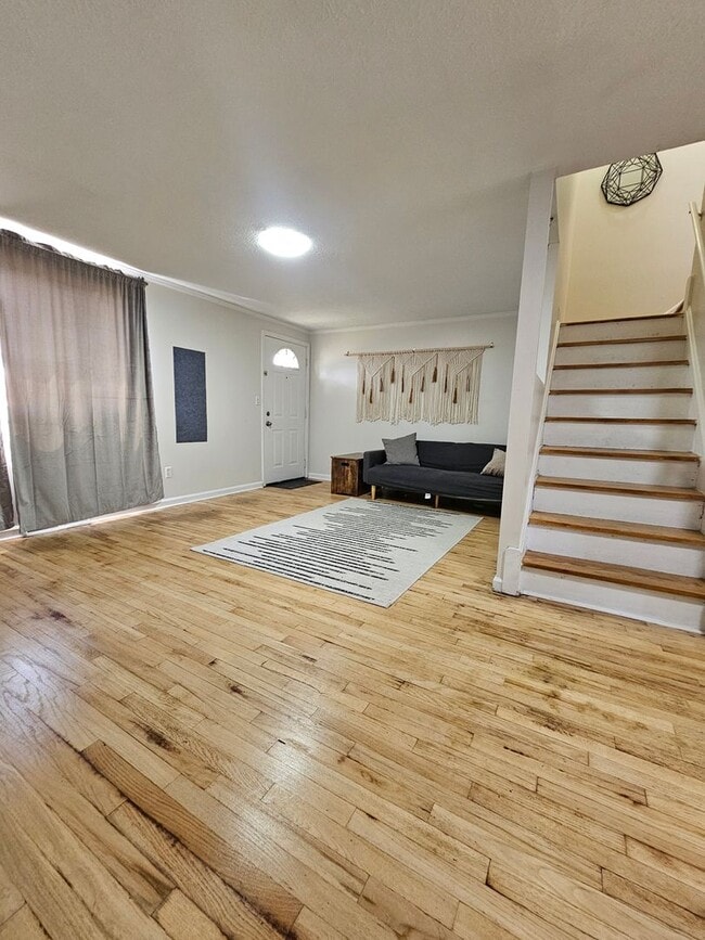 Photo - 15202/15204 Aldene Ave Unit 15202 Aldene Ave