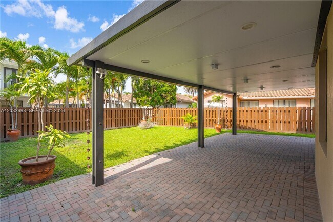 Photo - Northwest 10th Street, Miami, FL 33172 - 3 BR 2.5 BA house