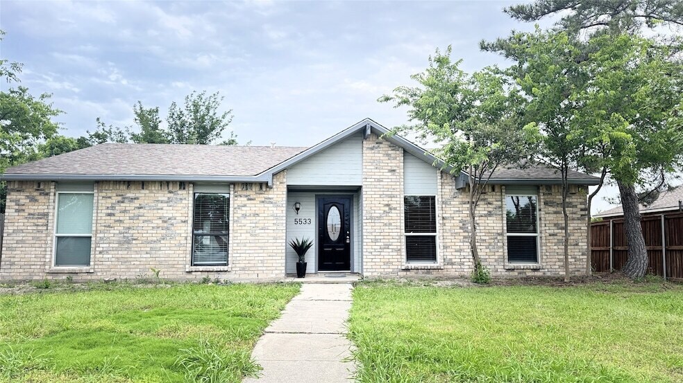Photo - 5533 Sagers Blvd