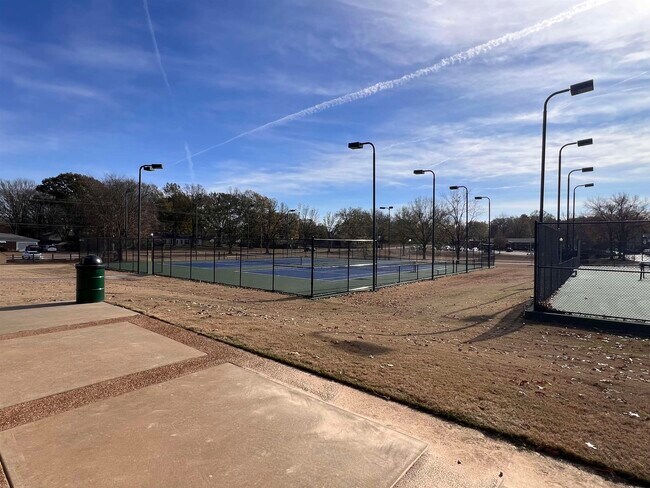 Photo - 6373 Bardstown Rd