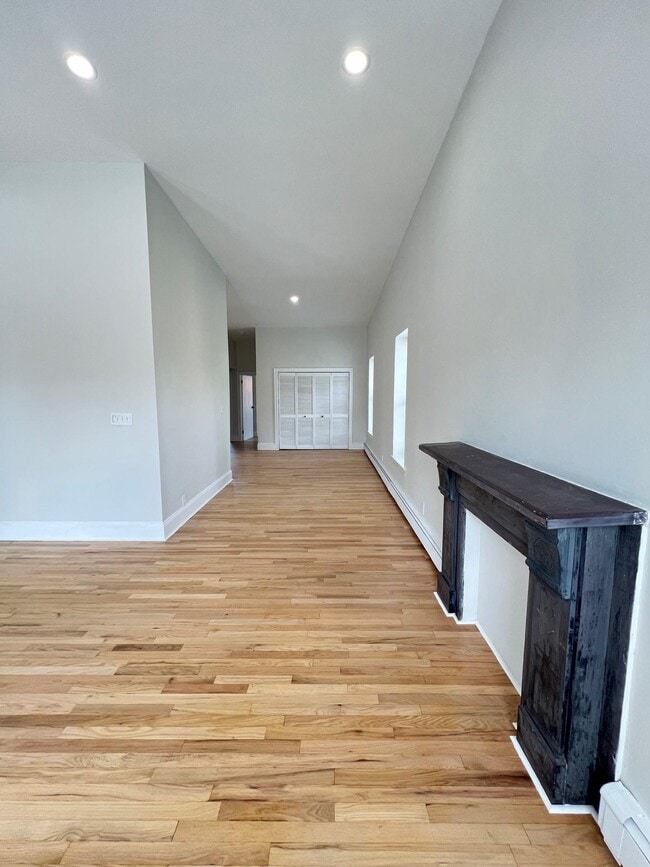 Photo - 48 Bright St Unit #4