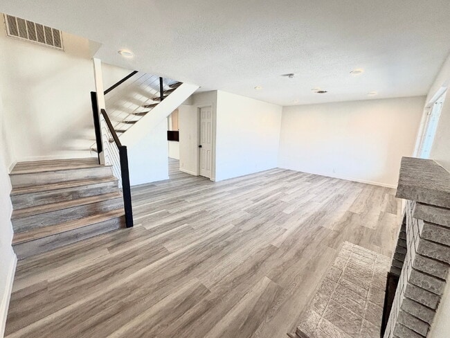 Photo - Spacious Single Family Home in Lakes & Birds Fremont