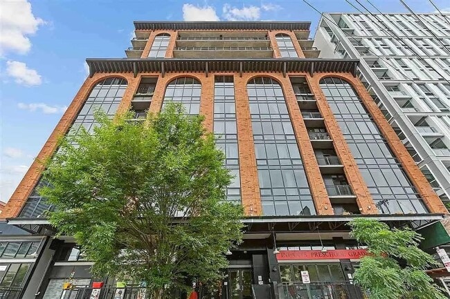 Building Photo - 159 2nd St Unit 702