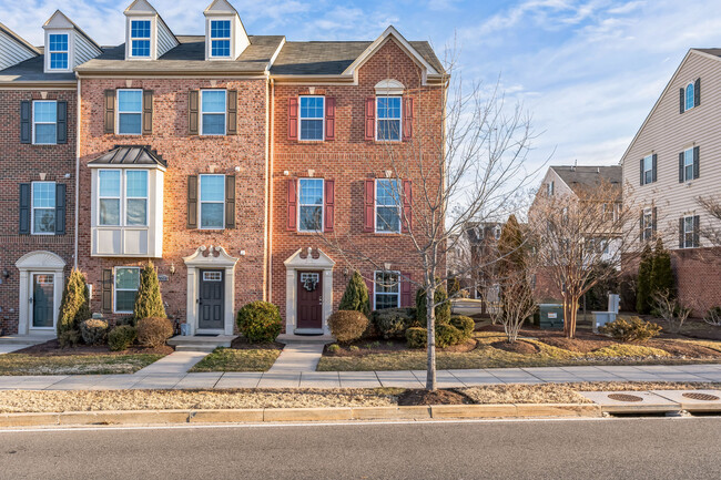 Photo - 3806 Fort Lincoln Dr NE Townhome