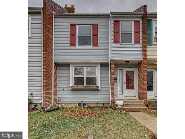Photo - 6 Bristol Way Townhome