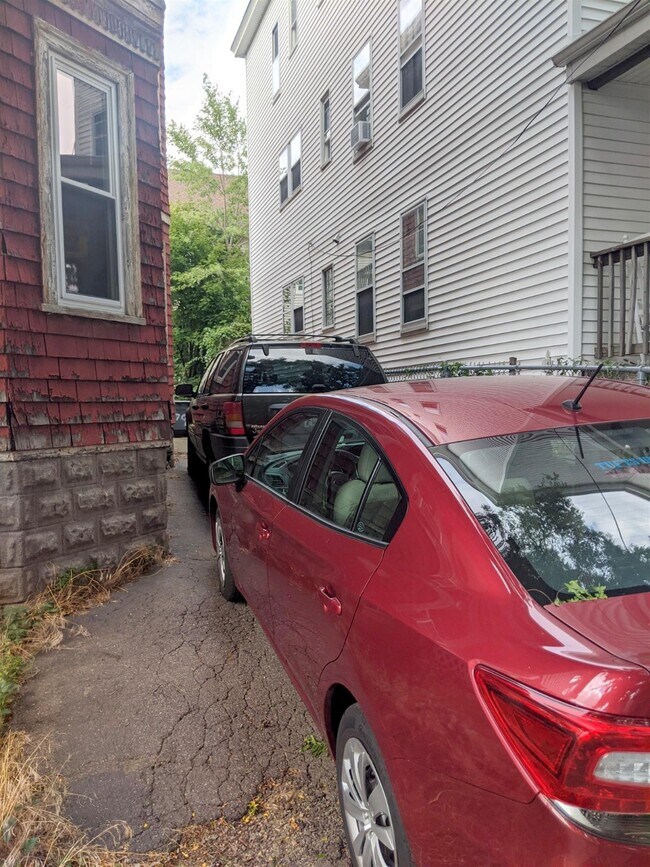 Photo - 79 Conwell Ave Unit #1