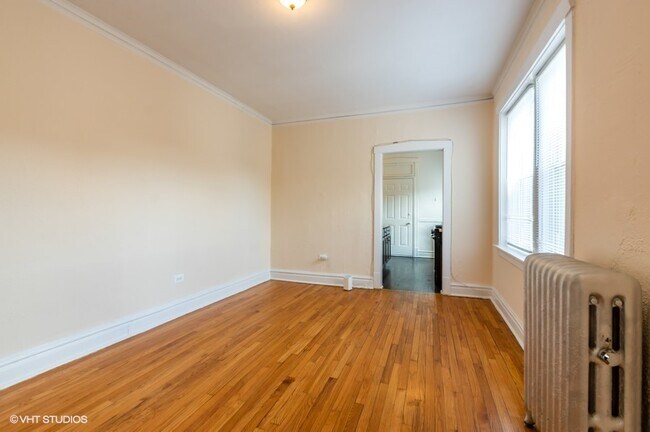 Photo - 4422 N St Louis Ave Unit 3A