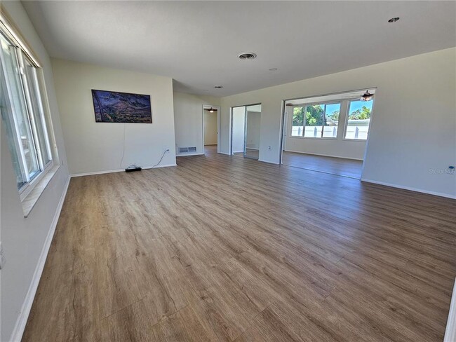 Photo - 1500 Glendale Rd