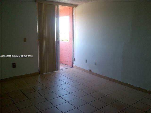 Photo - 5050 NW 7th St Unidad 514