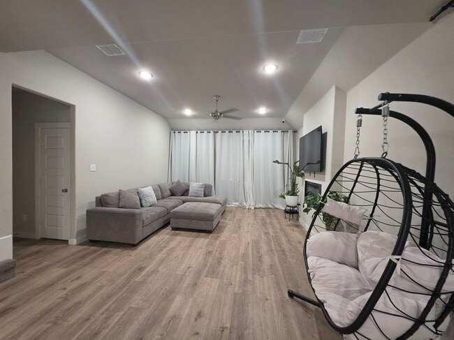 Photo - 1334 Great Sand Dune St