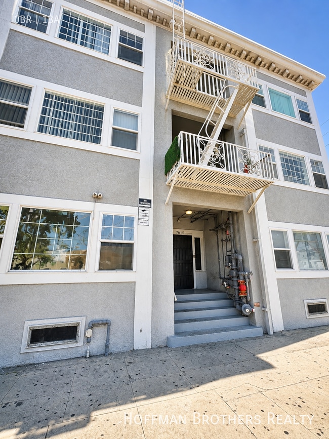 1318 S Pacific Ave Unit 11