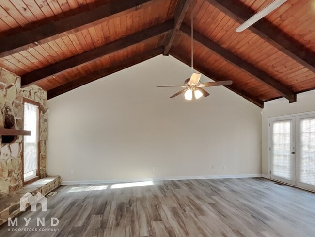 Photo - 195 N Fayette Dr