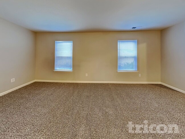 Photo - 2391 Bristol Dr