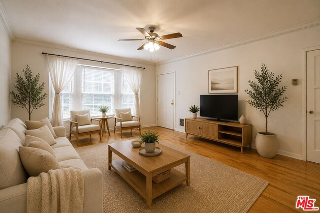 Photo - 8551 Holloway Dr Unidad 1