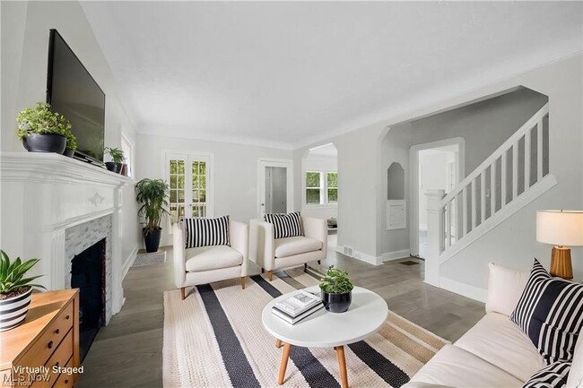 Photo - 1047 Hillstone Rd