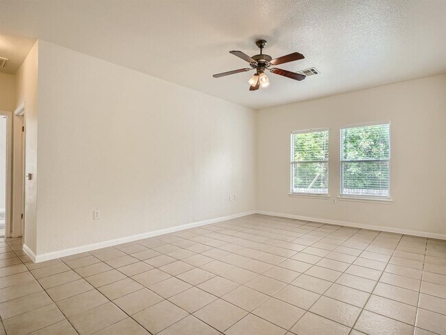 Photo - 6102 Reicher Dr